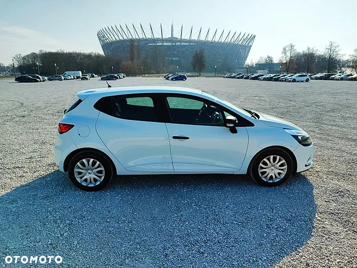 Renault Clio - 15