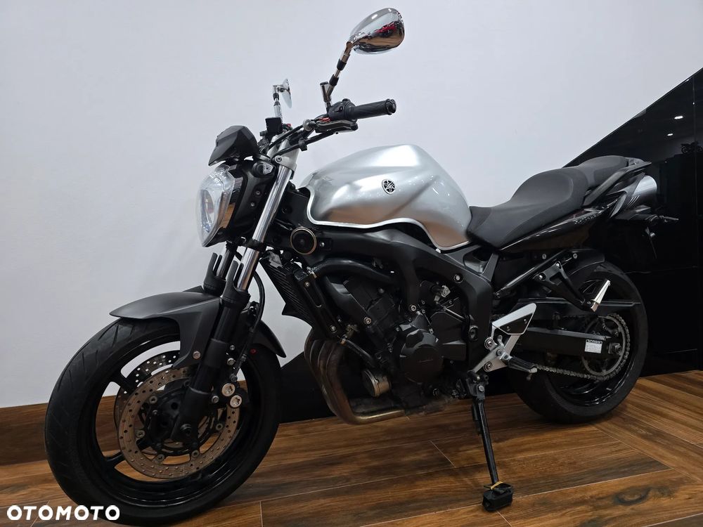Yamaha FZ6 - 20
