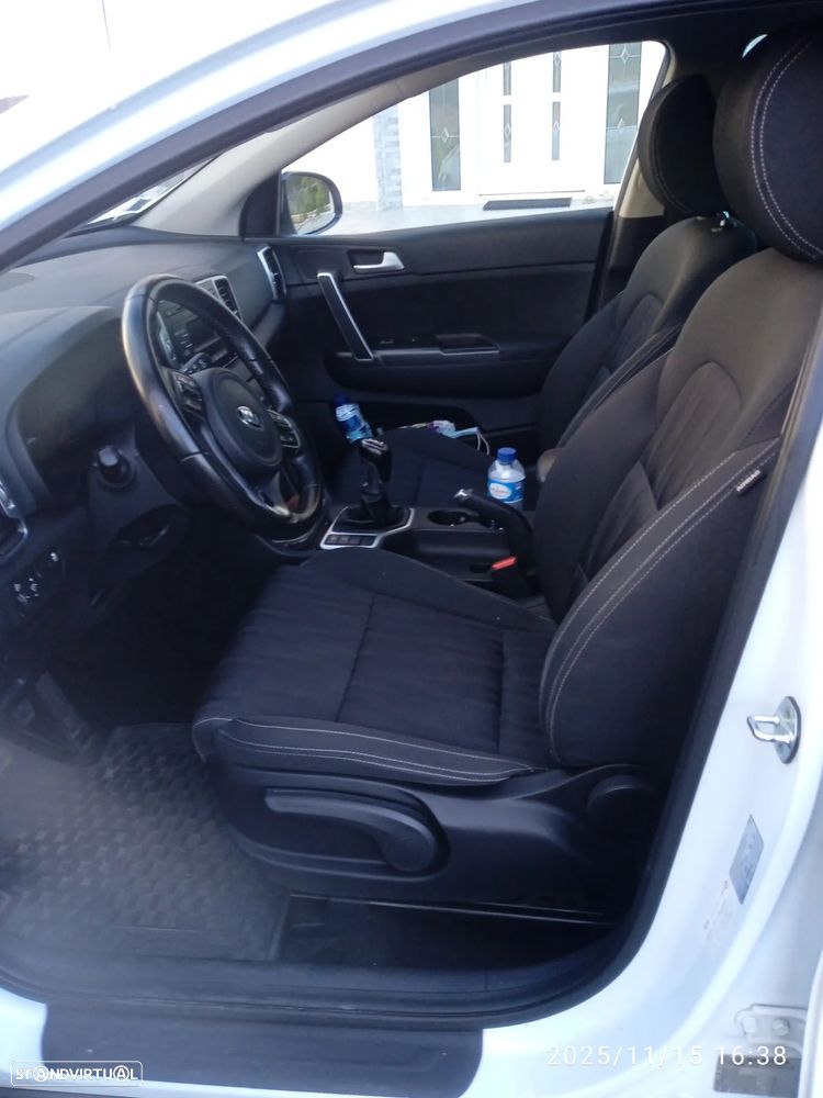 Kia Sportage 1.6 CRDI ISG SX - 19