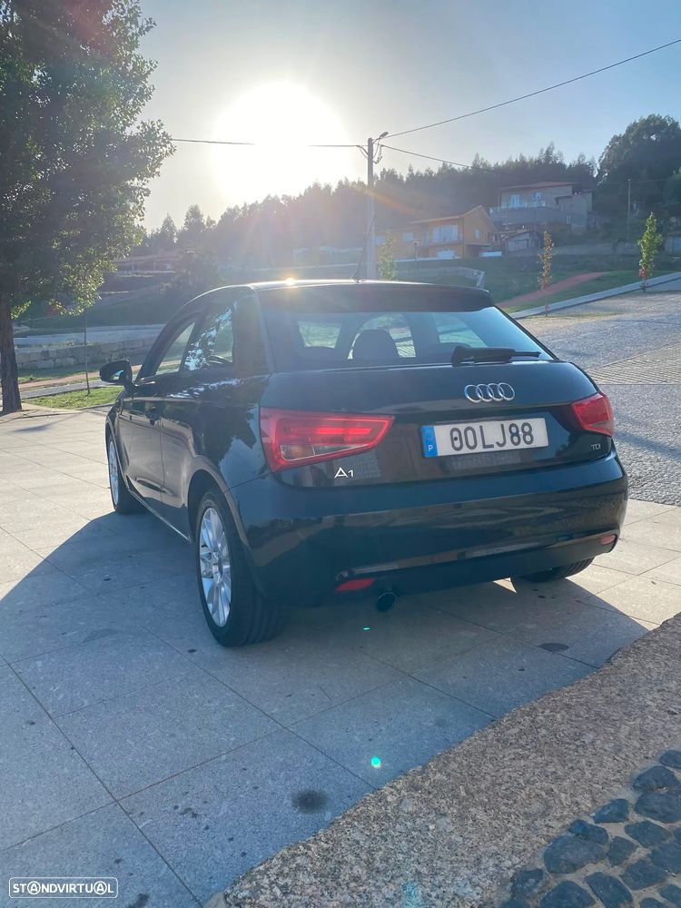 Audi A1 1.6 TDI Attraction - 5