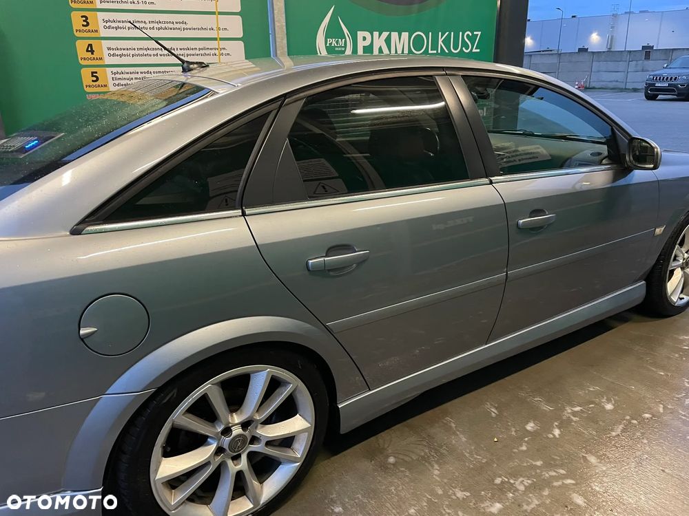 Opel Vectra 2.0 T Cosmo - 6