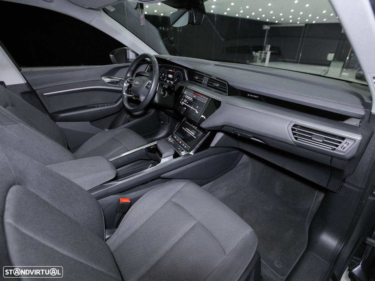 Audi e-tron 55 quattro - 8