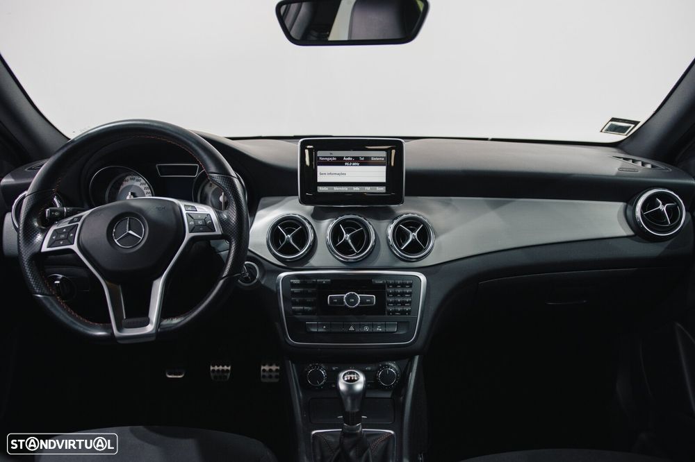 Mercedes-Benz GLA 180 CDi AMG Line - 4