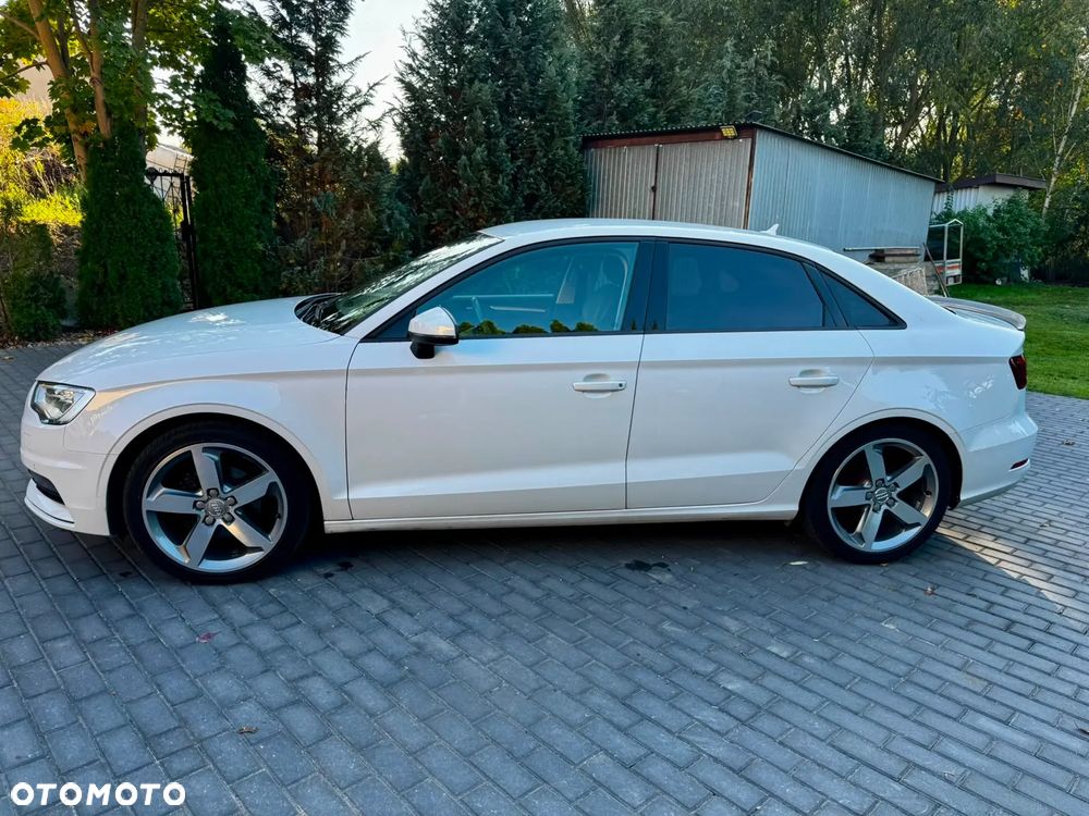 Audi A3 Limousine 2015 photo 2
