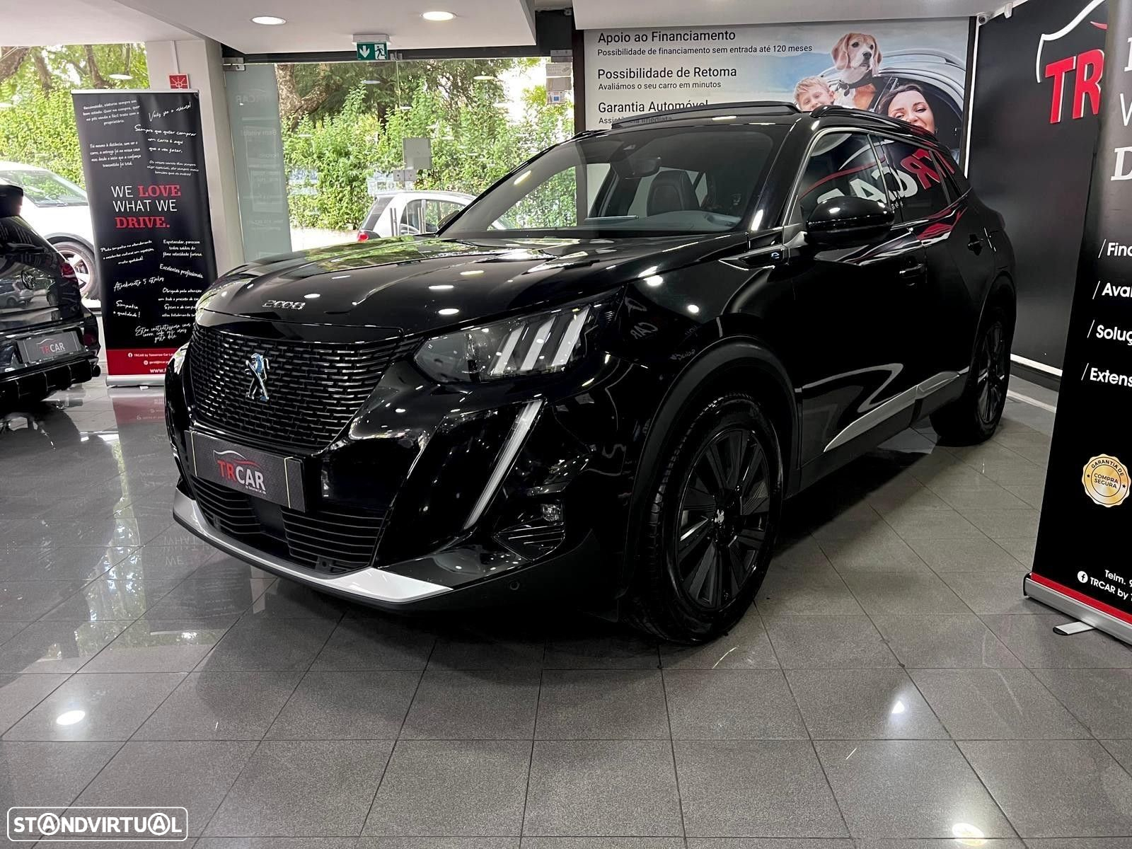 Peugeot e-2008 50 kWh GT - 31