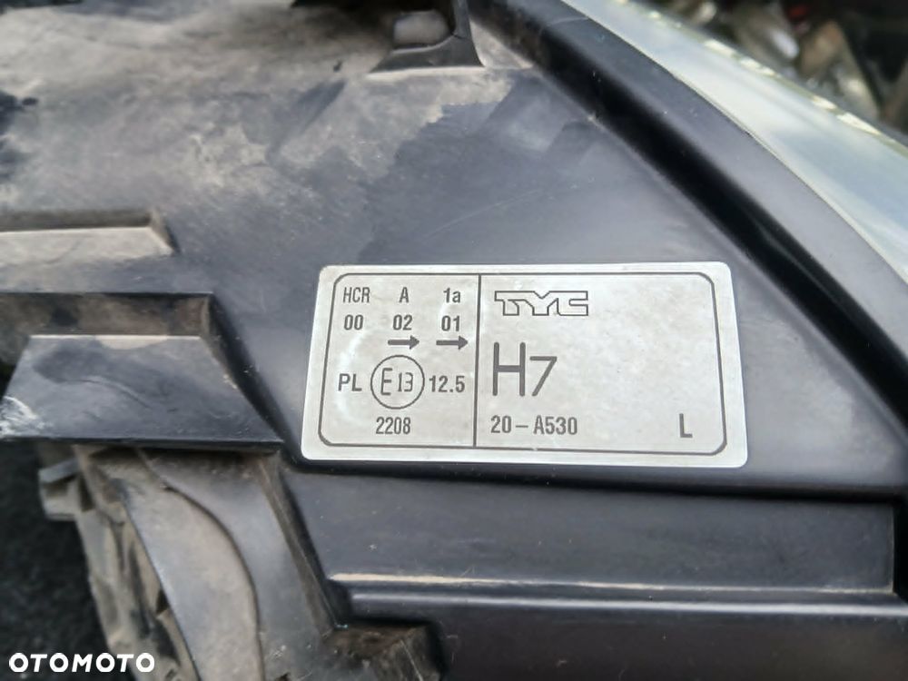 Audi A4 B7 lampa przednia lewa - 5