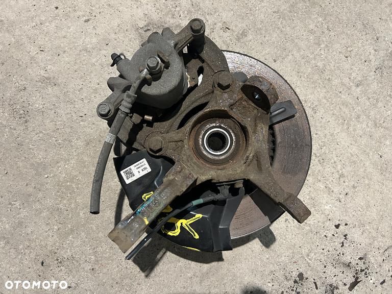zwrotnica piasta przód prawa lewa 1.0b t gdi Hyundai i20 II - 4