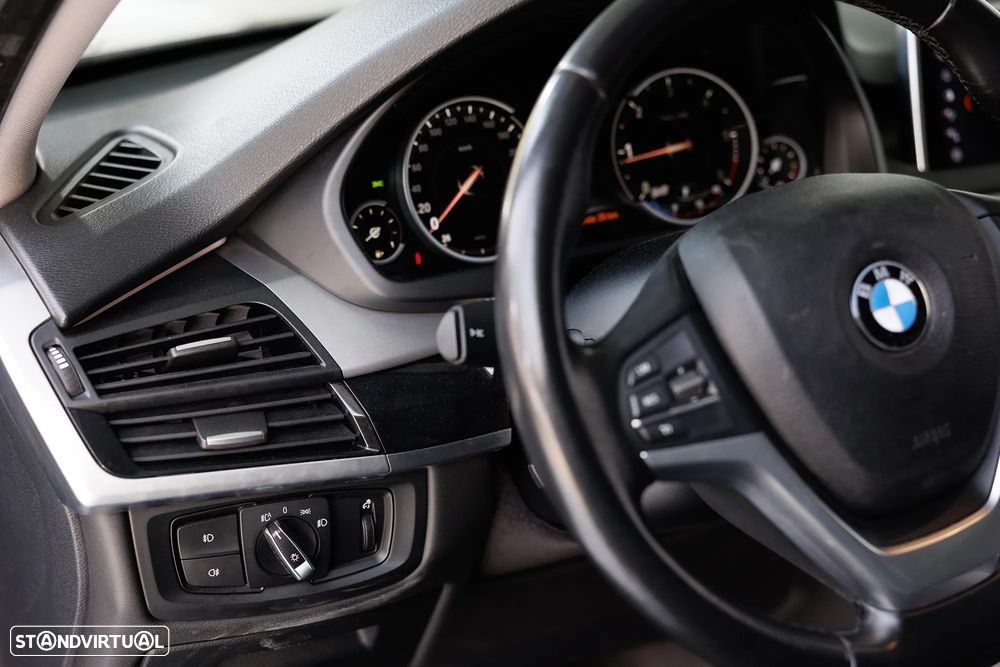 BMW X5 25 d sDrive Comfort 7L - 10