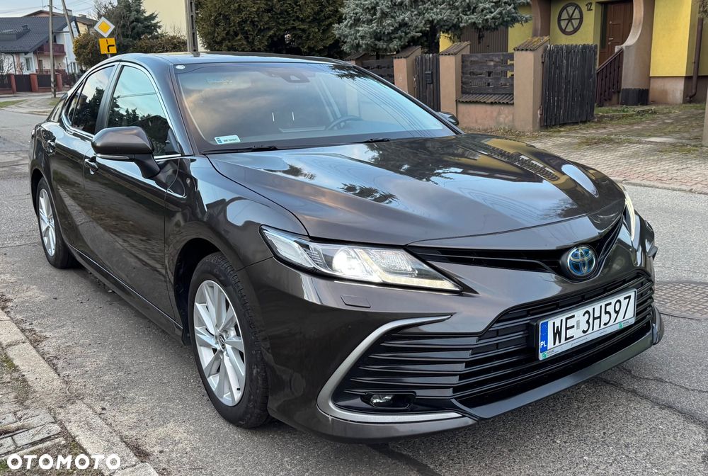 Toyota Camry 2.5 Hybrid Comfort CVT - 1