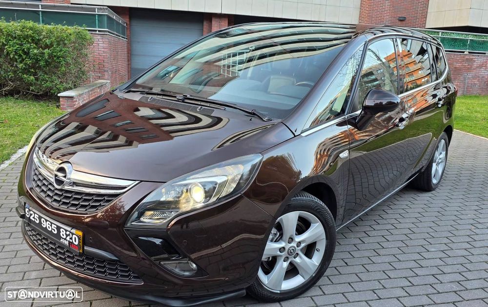Opel Zafira 2.0 CDTI Cosmo S/S — fotografia 8