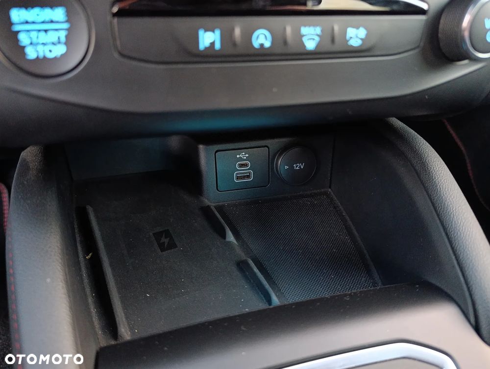 Ford Focus 1.0 EcoBoost mHEV ST-Line X - 35