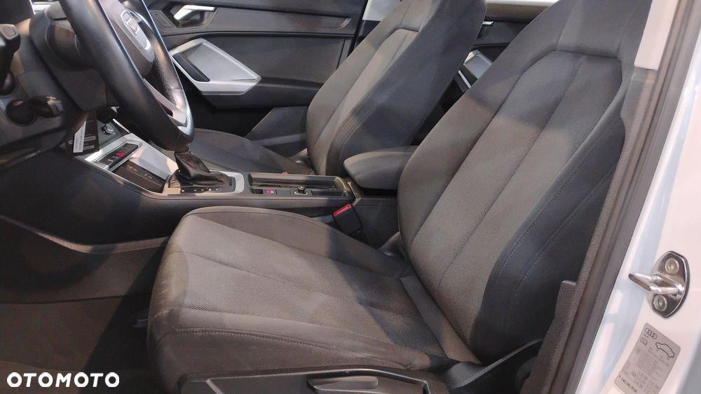 Audi Q3 35 TFSI S tronic - 12