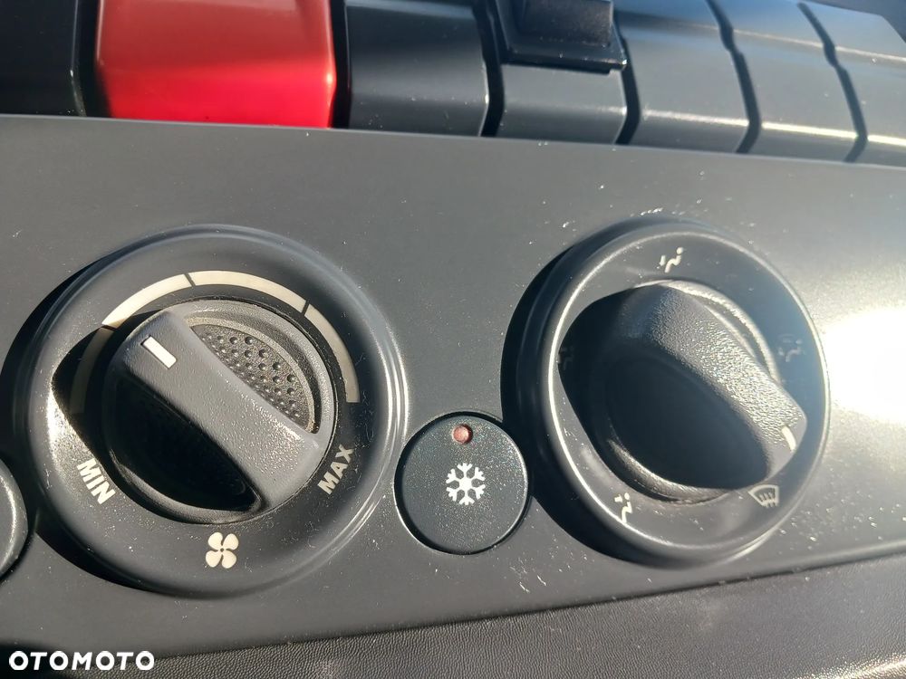 Iveco Eurocargo Izoterma 180KM 255 tyś Chłodnia Mroźnia 13r 100E18 Salon 230V KLIMA Agregat - 15