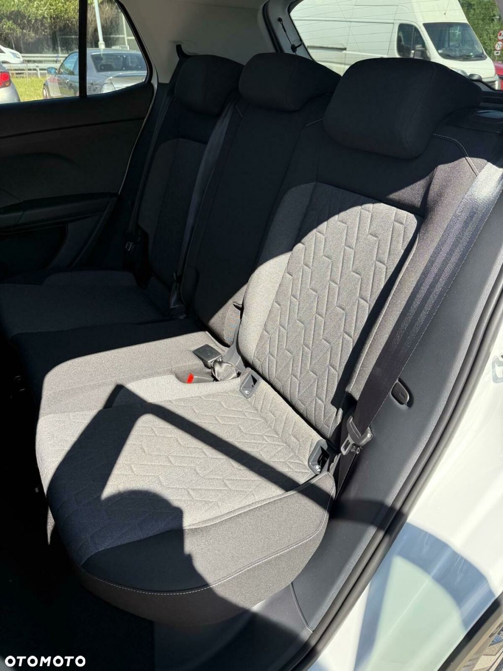 Volkswagen T-Cross - 28