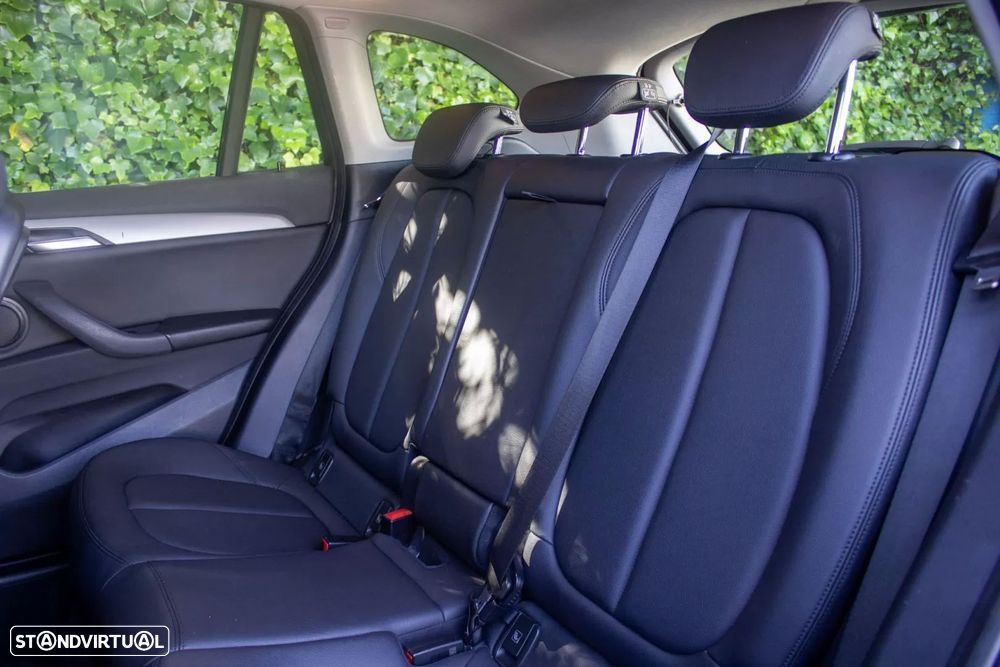 BMW X1 16 d sDrive Line Sport Auto - 13