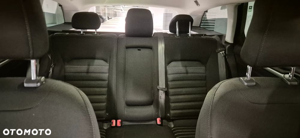 Ford Mondeo 2.0 TDCi Trend PowerShift - 11