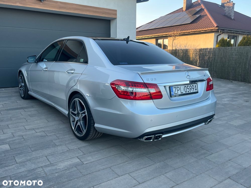 Mercedes-Benz Klasa E - 14