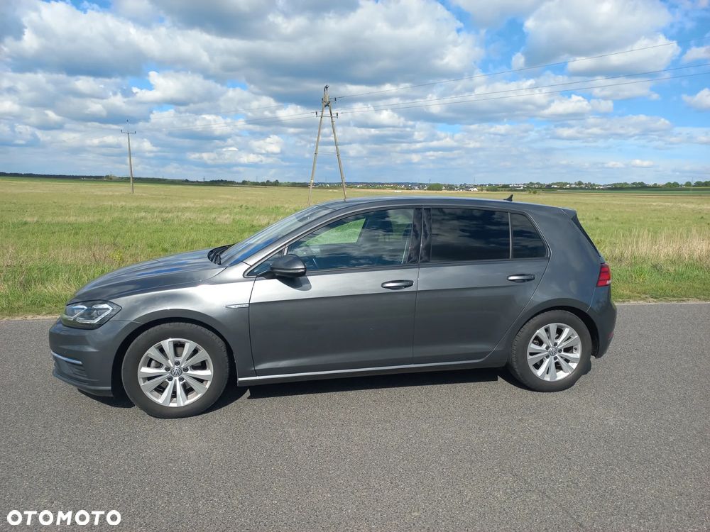 Volkswagen Golf - 5