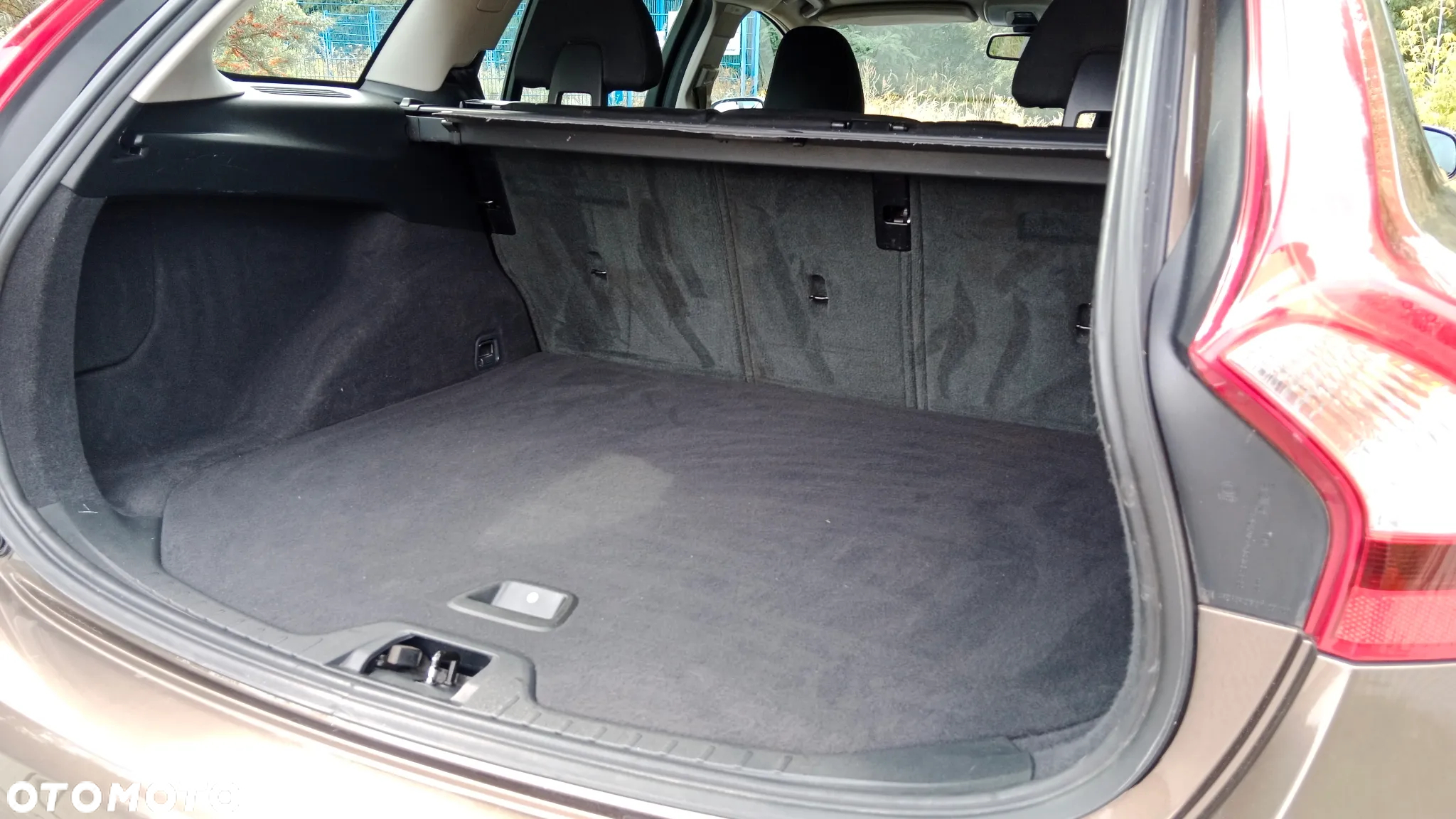 Volvo V60 Cross Country - 25