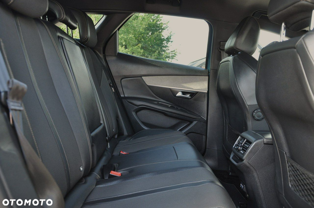 Peugeot 3008 - 16