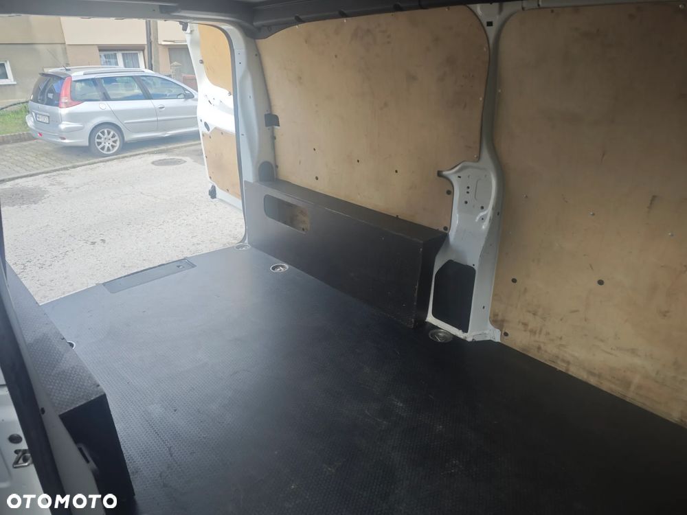 Peugeot EXPERT TRAVELLER - 35