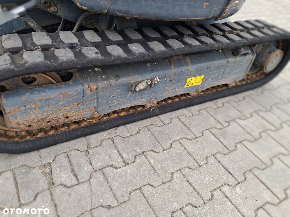 Yanmar ViO 20-4 - 11