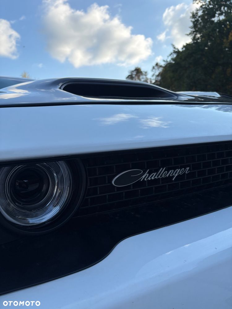 Dodge Challenger 5.7 R/T - 5