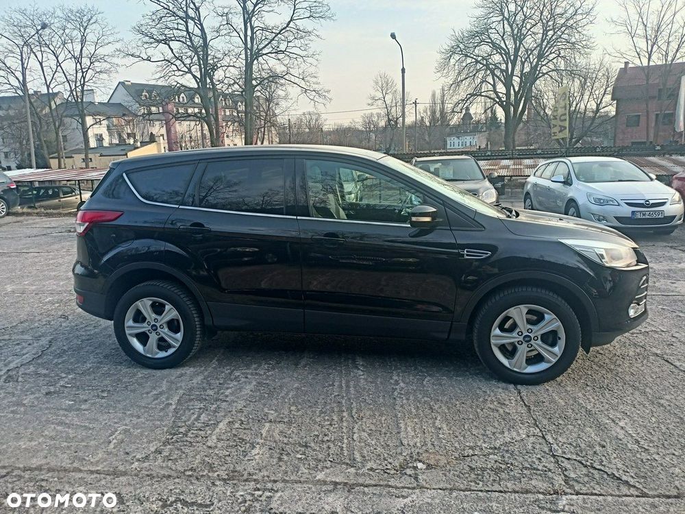 Ford Kuga 1.6 EcoBoost 2x4 Titanium - 13