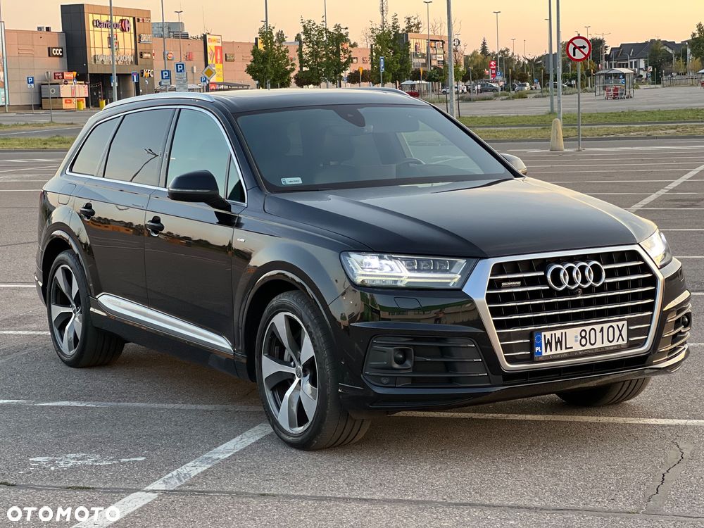 Audi Q7 - 1