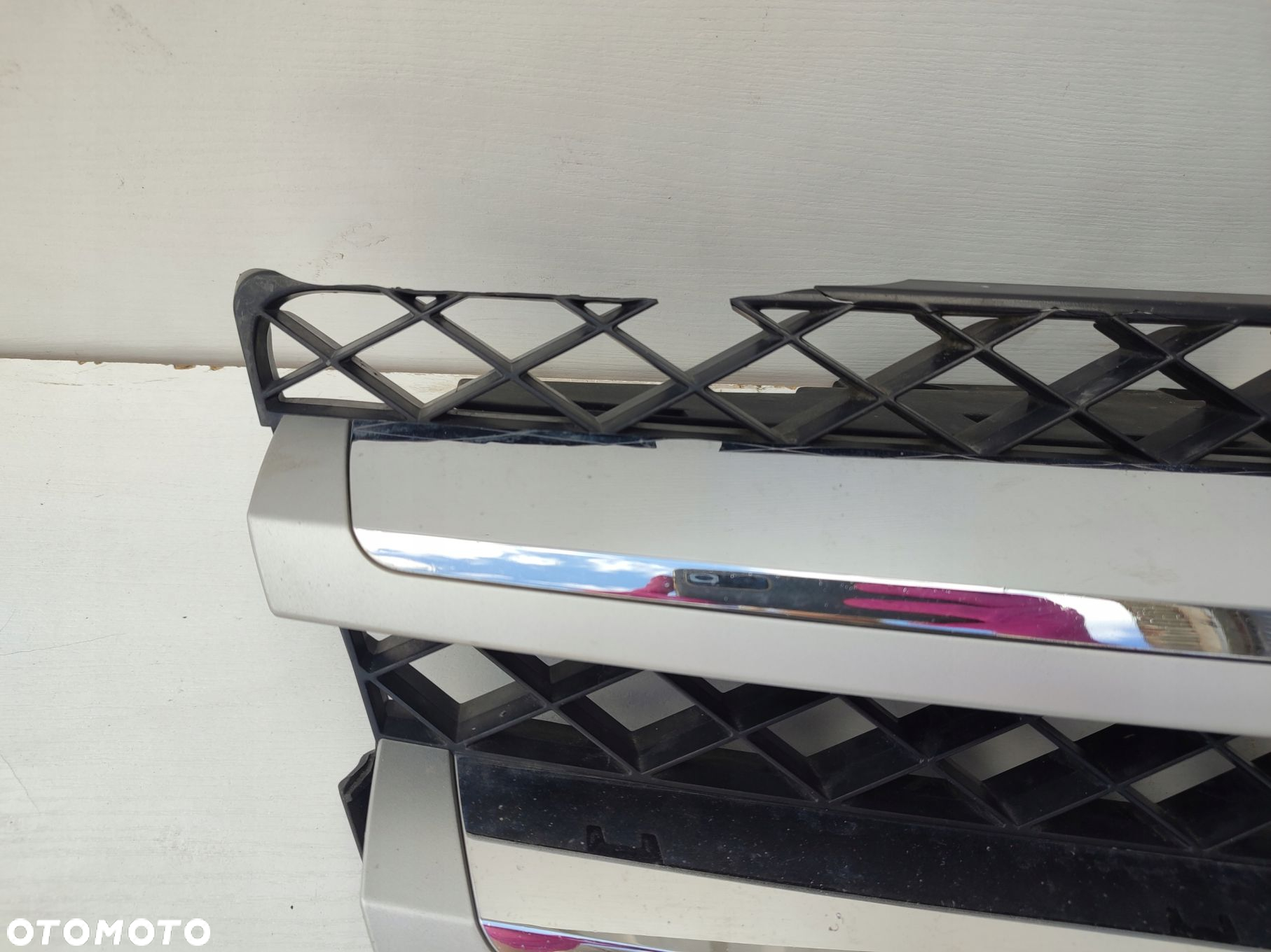 Grill atrapa chłodnicy MERCEDES GLK X204 ORYGINAŁ A2048800883 08-12 - 2