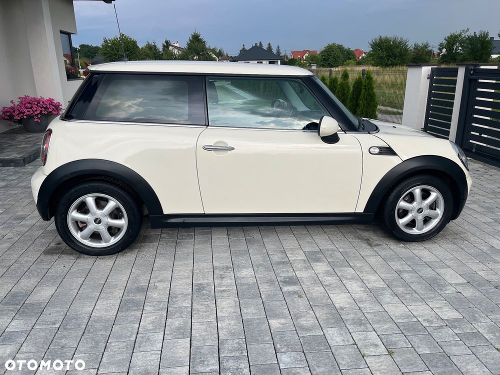 MINI ONE - 3