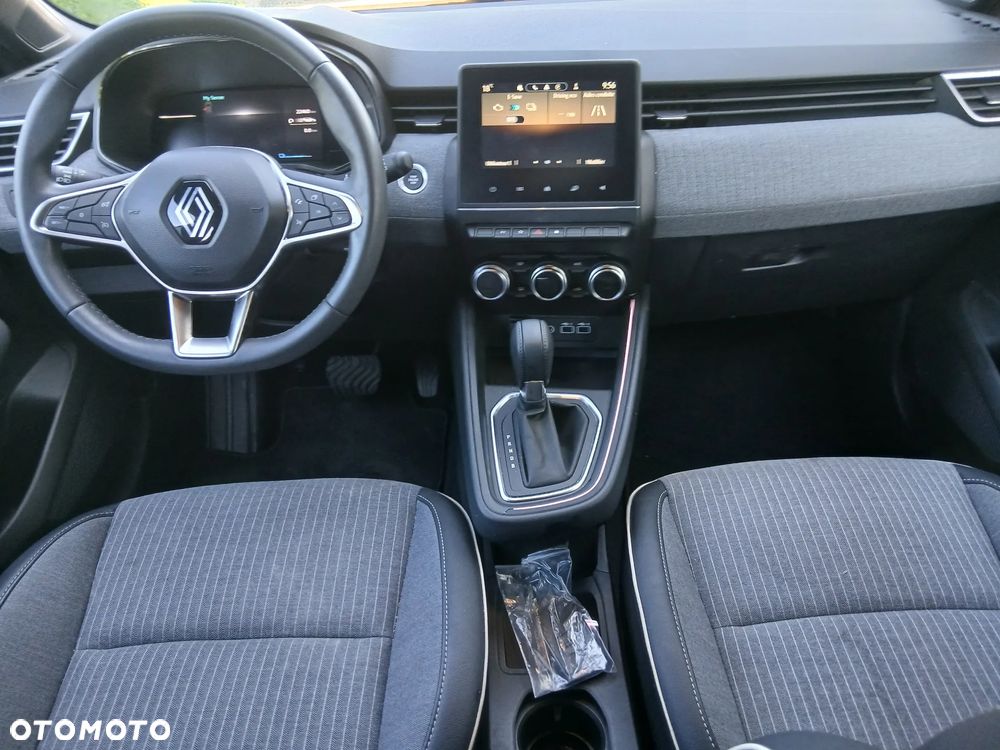 Renault Clio - 9