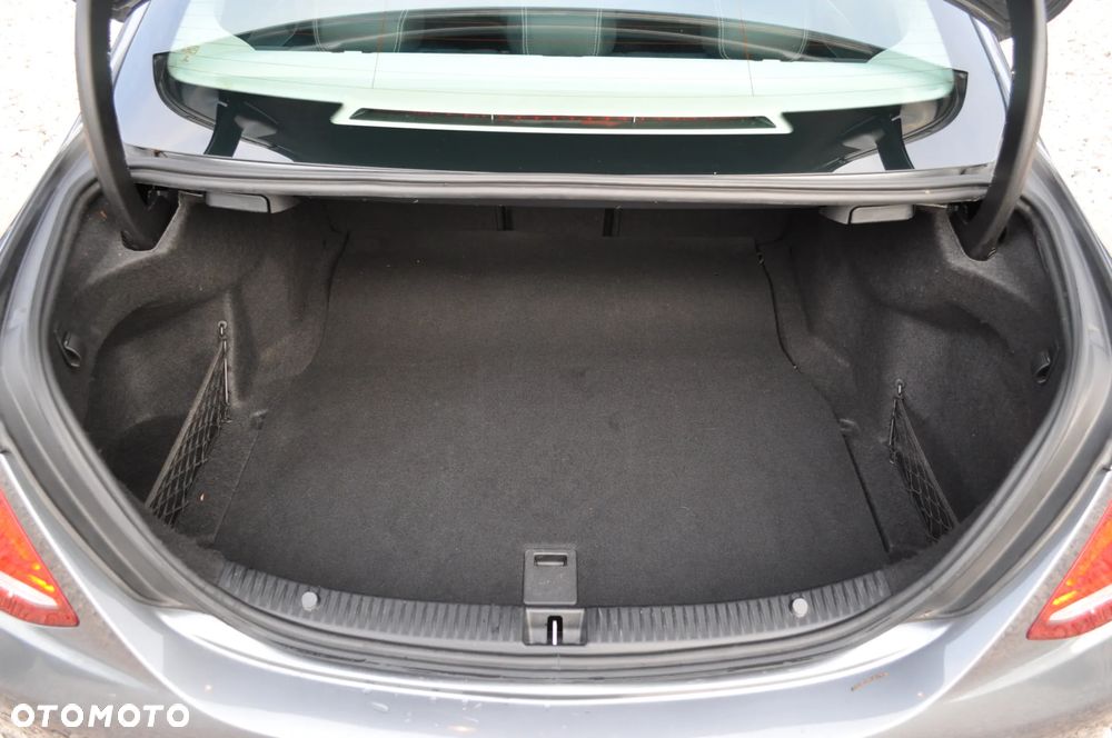 Mercedes-Benz Klasa C 180 7G-TRONIC Avantgarde - 40