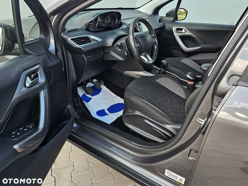 Peugeot 2008 PureTech 82 Style - 28