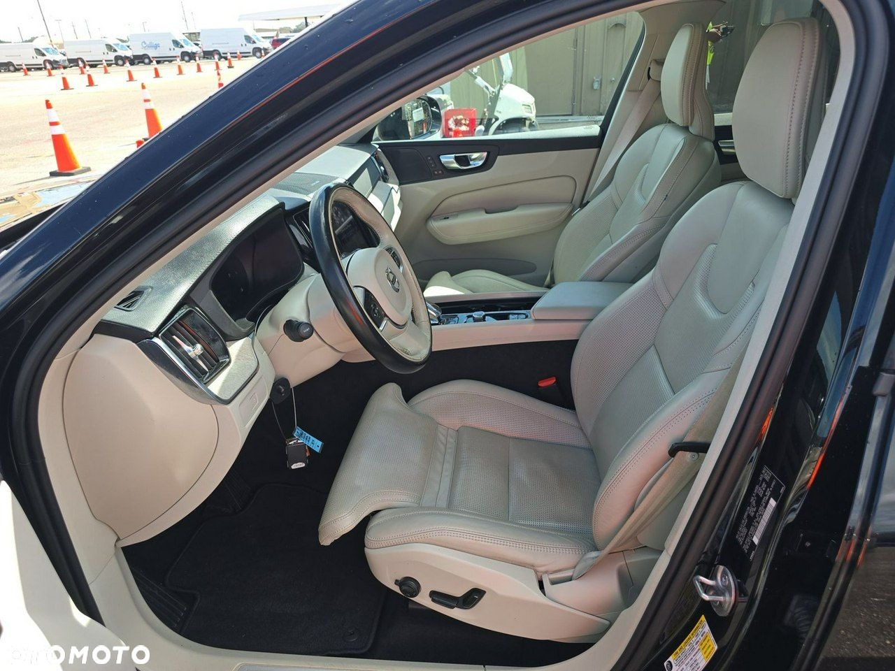 Volvo XC 60 - 17