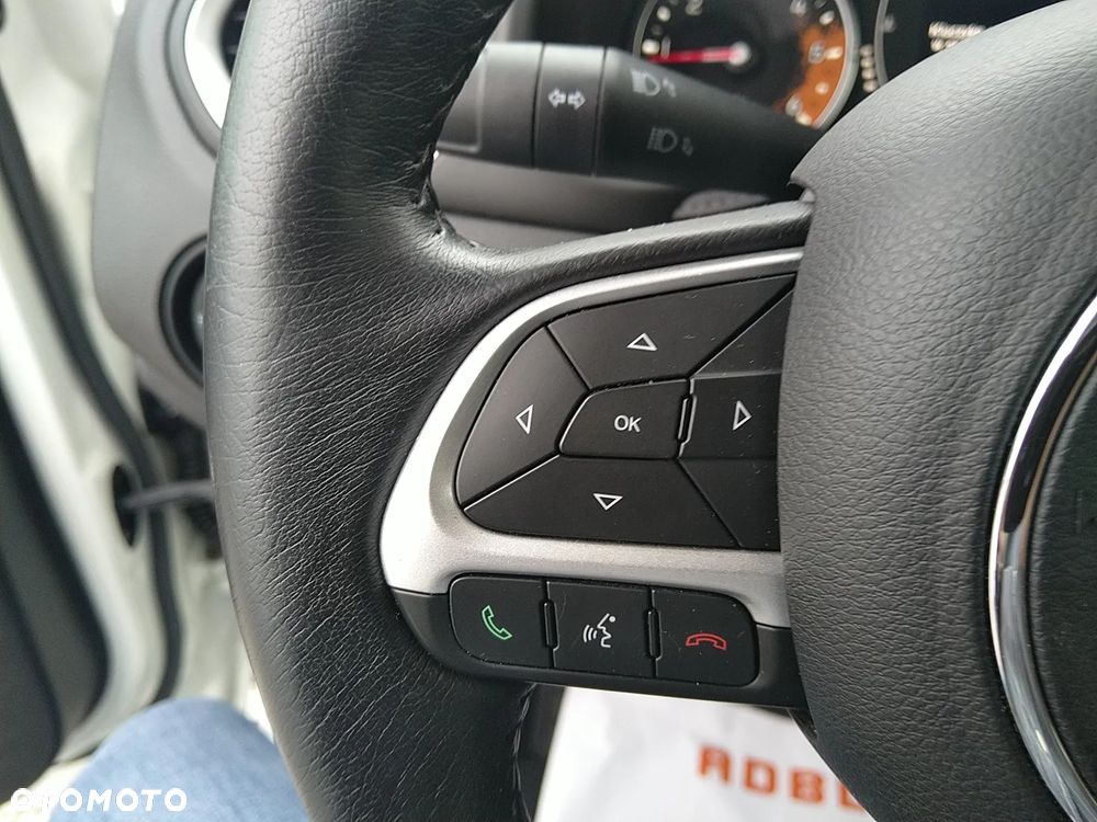 Jeep Renegade - 22