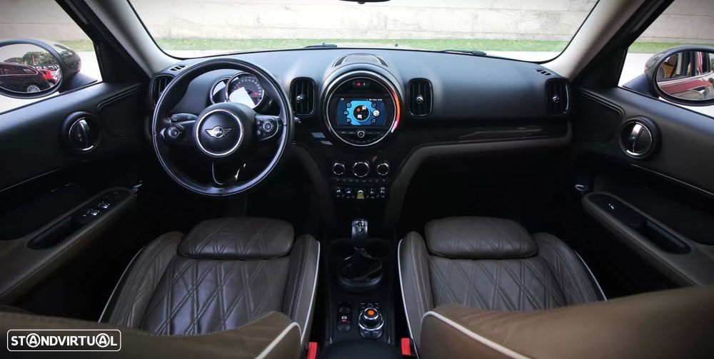 MINI Countryman Cooper SE ALL4 Auto - 11