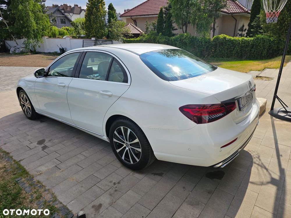 Mercedes-Benz Klasa E 200 d Exclusive - 3