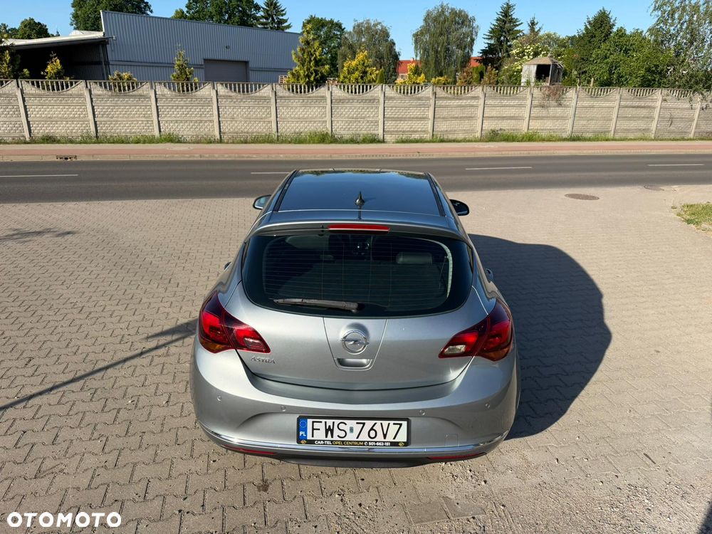 Opel Astra - 14
