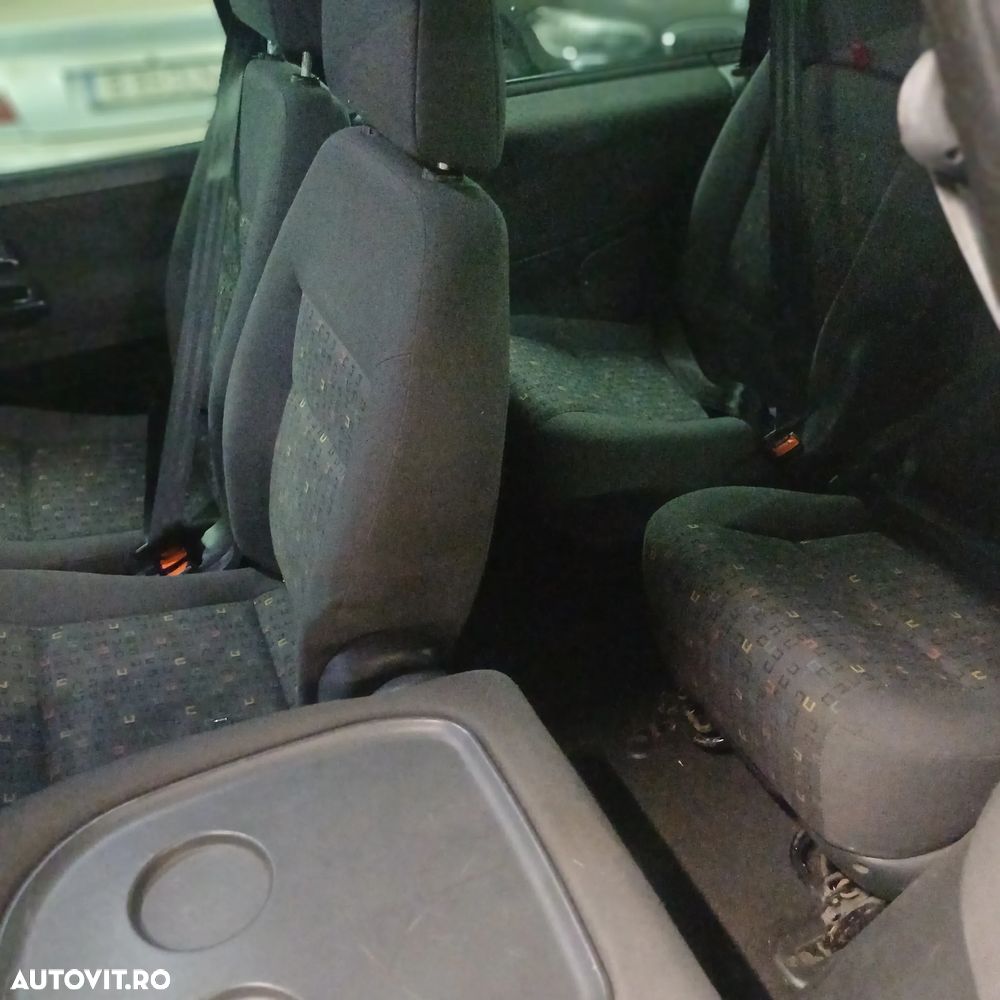 Volkswagen Sharan - 6