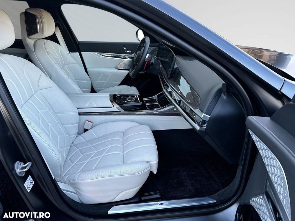 BMW M7 M760e xDrive AT PHEV - 7