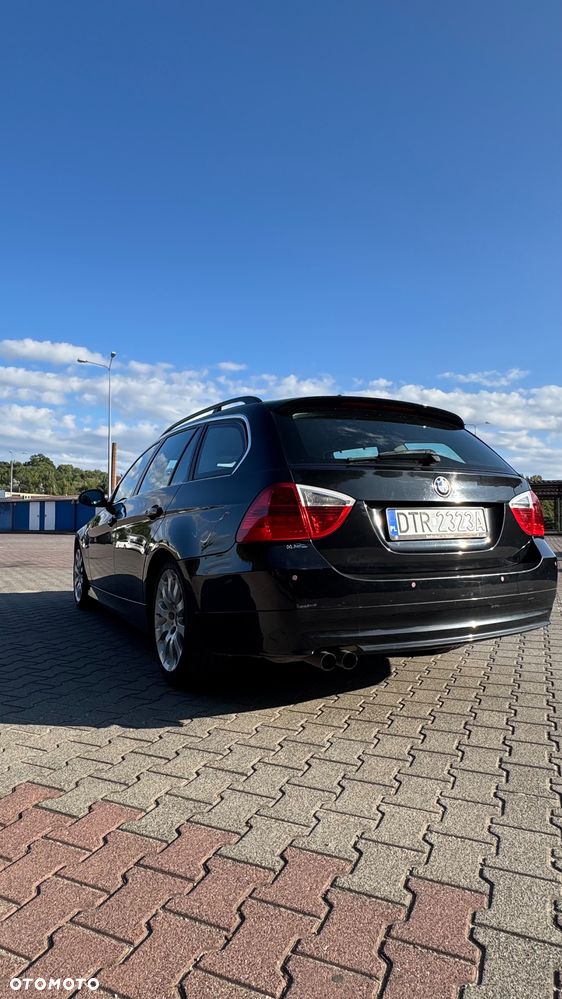 BMW Seria 3 325i - 6