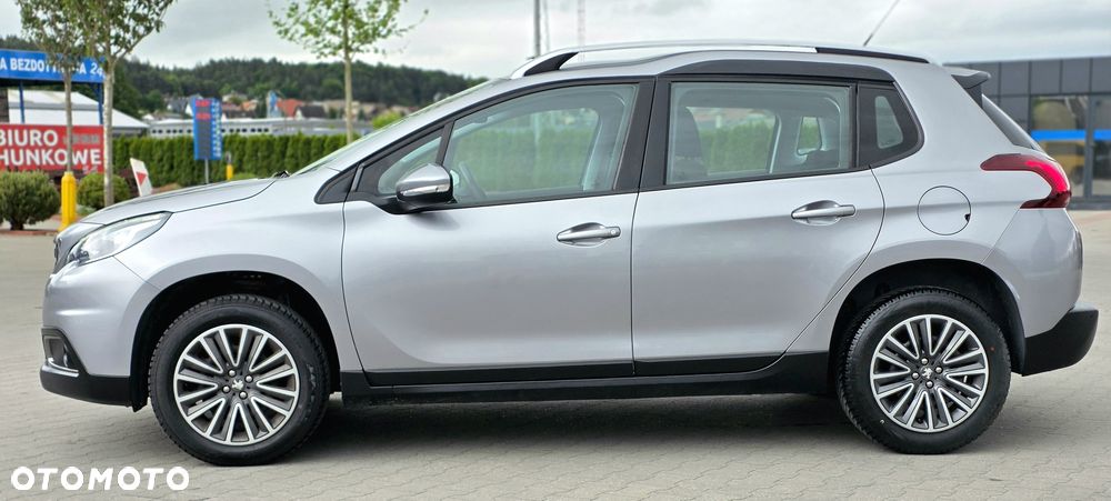 Peugeot 208 - 6