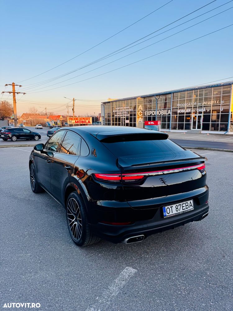 Porsche Cayenne Coupe Standard - 2