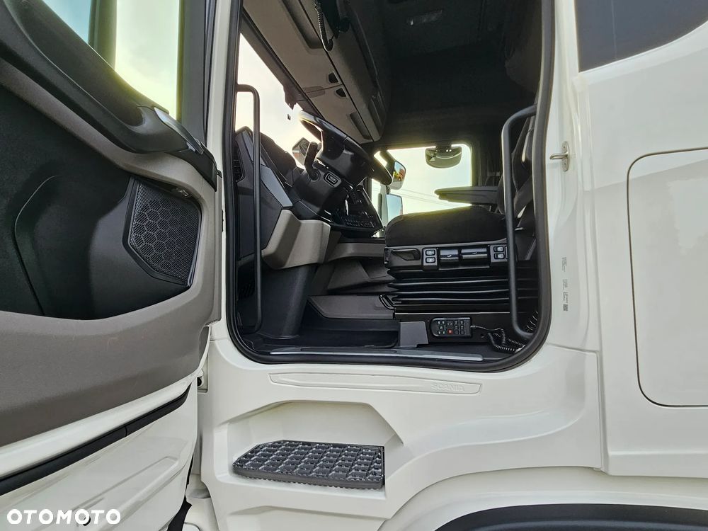 Scania R460 RETARDER,NAVI,VIRTUAL COCPIT,KLIMA POST.SALON PL - 20