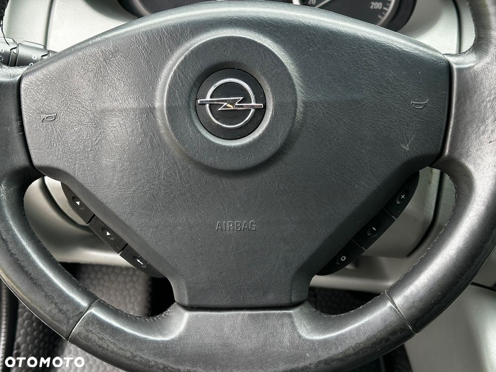 Opel Vivaro L1H1 2.9t - 18