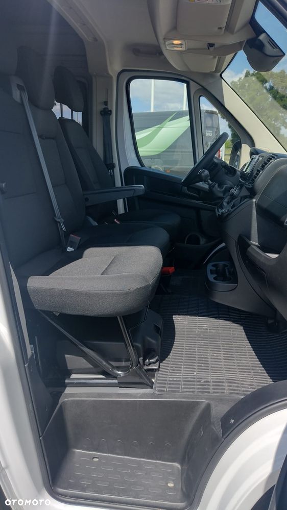 Fiat DUCATO L4H2 brygadówka 7 osób hak 3t Mały przebieg GWARANCJA do29.10.26 - 13