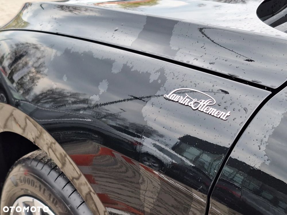 Skoda Superb 2.0 TDI SCR 4x4 L&K DSG - 9