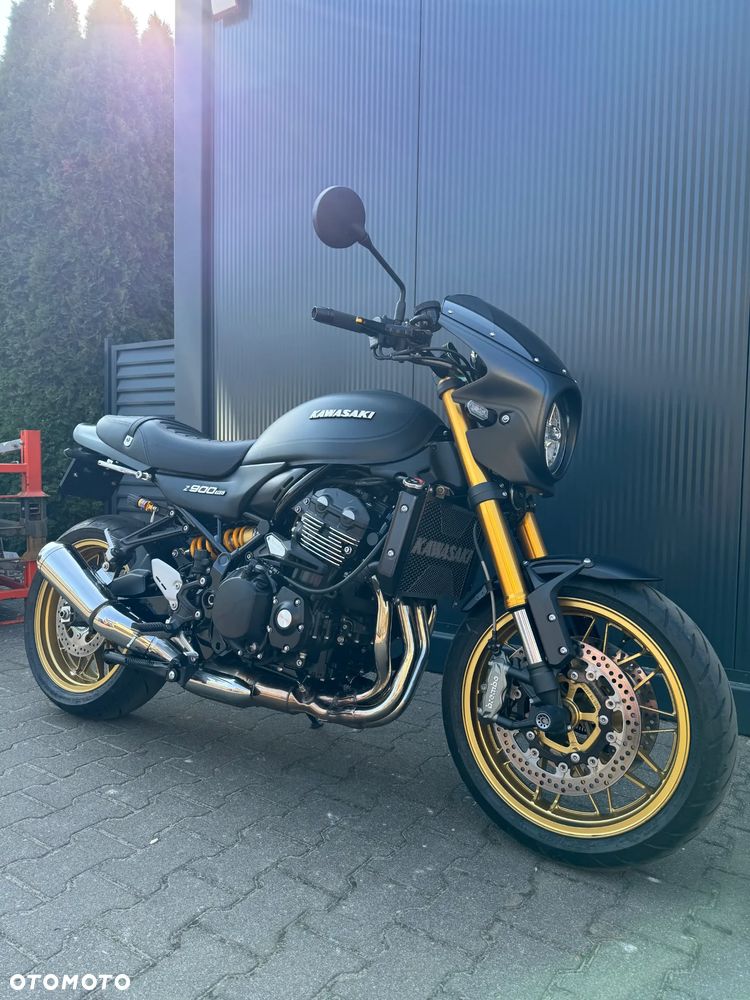 Kawasaki Z 900 RS - 7