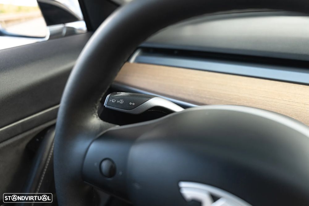 Tesla Model 3 Standard Range Plus RWD - 21